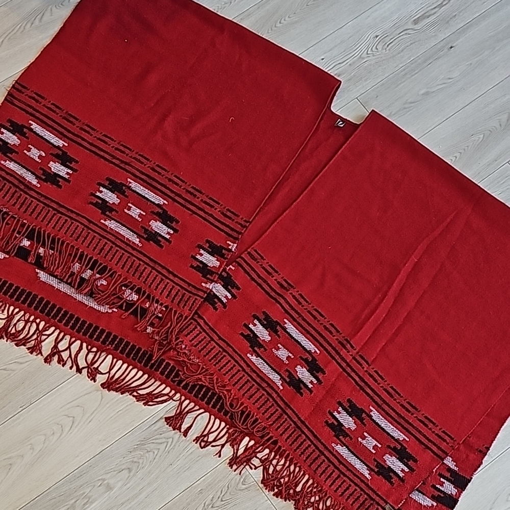 Roots Cape Poncho Wrap‎
